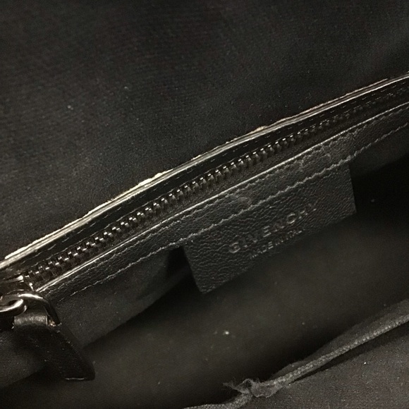 Givenchy Antigona Leather Bag - Picture 12 of 14